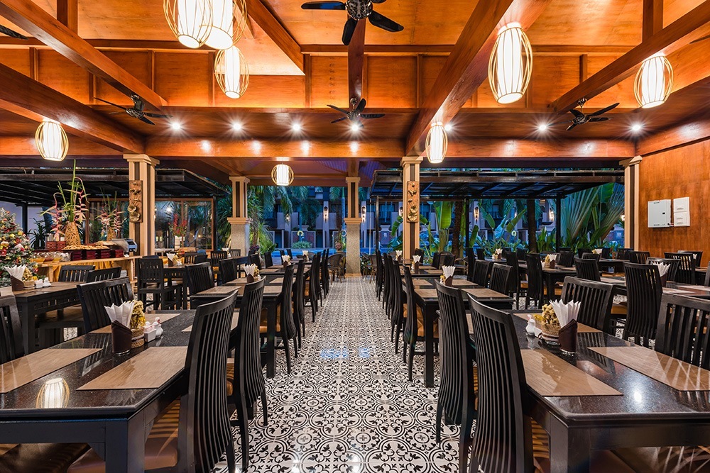 Кату: Princess Kamala Beachfront Hotel