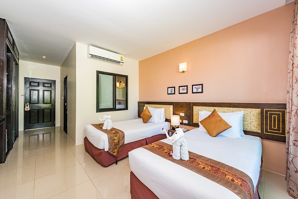 Кату: Princess Kamala Beachfront Hotel