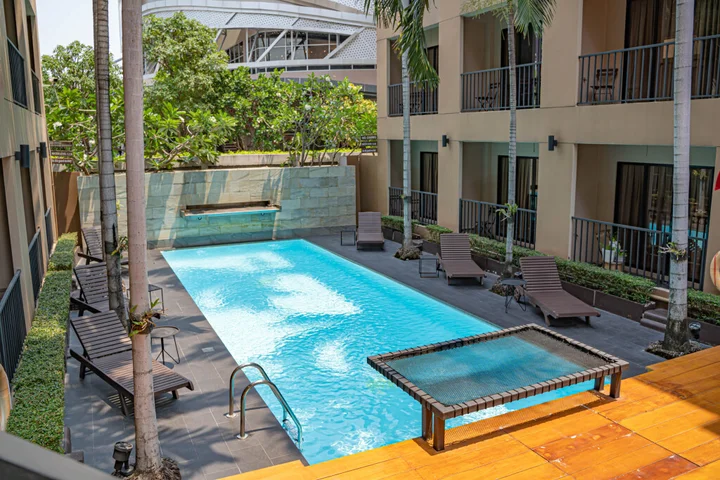 Бангкок: Отель The Cottage Suvarnabhumi