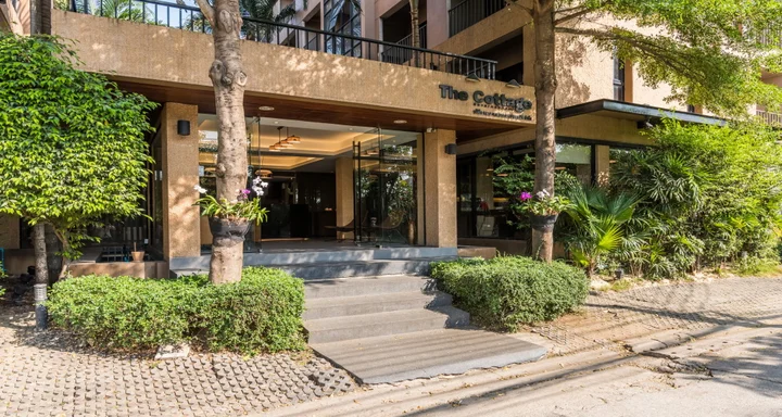 Бангкок: Отель The Cottage Suvarnabhumi