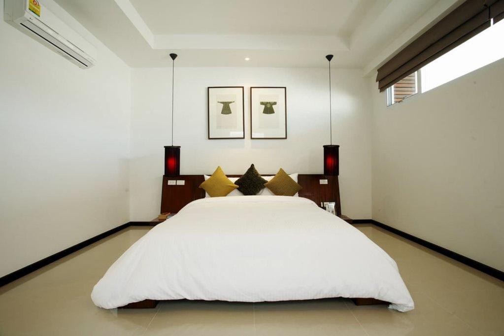 Тхаланг: Two Villas Holiday Oxygen Style Bangtao Beach