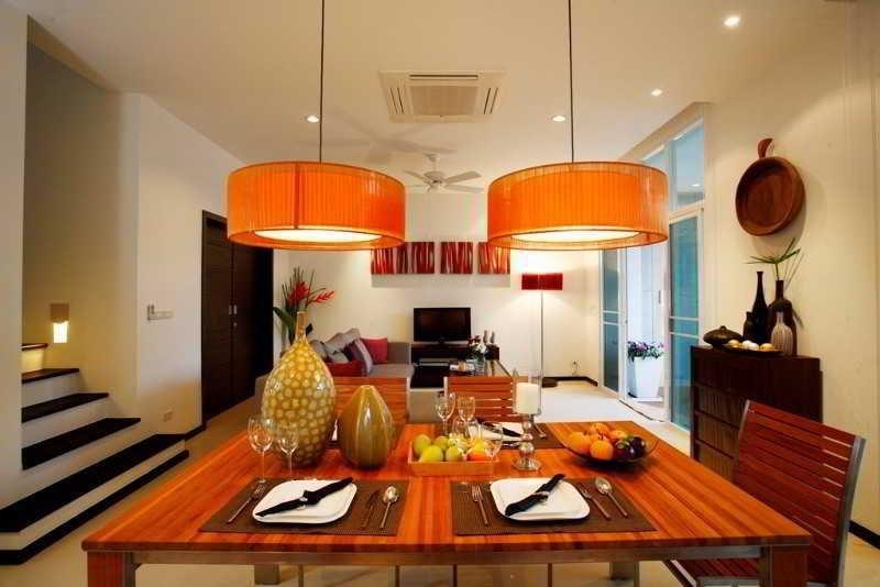 Тхаланг: Two Villas Holiday Oxygen Style Bangtao Beach