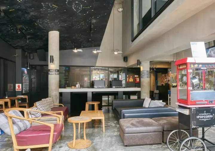 Бангкок: Lub d Bangkok Siam – New Look, Across from MBK & Skytrain Access