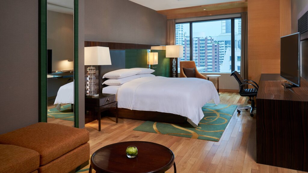 Бангкок: Renaissance Bangkok Ratchaprasong Hotel by Marriott