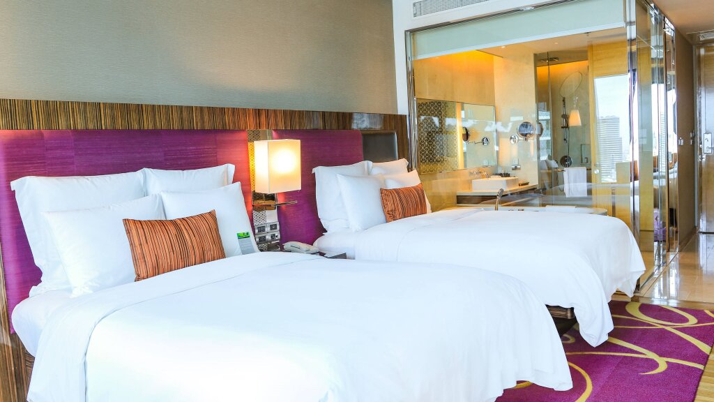 Бангкок: Renaissance Bangkok Ratchaprasong Hotel by Marriott
