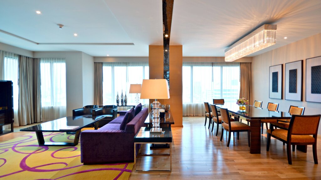 Бангкок: Renaissance Bangkok Ratchaprasong Hotel by Marriott