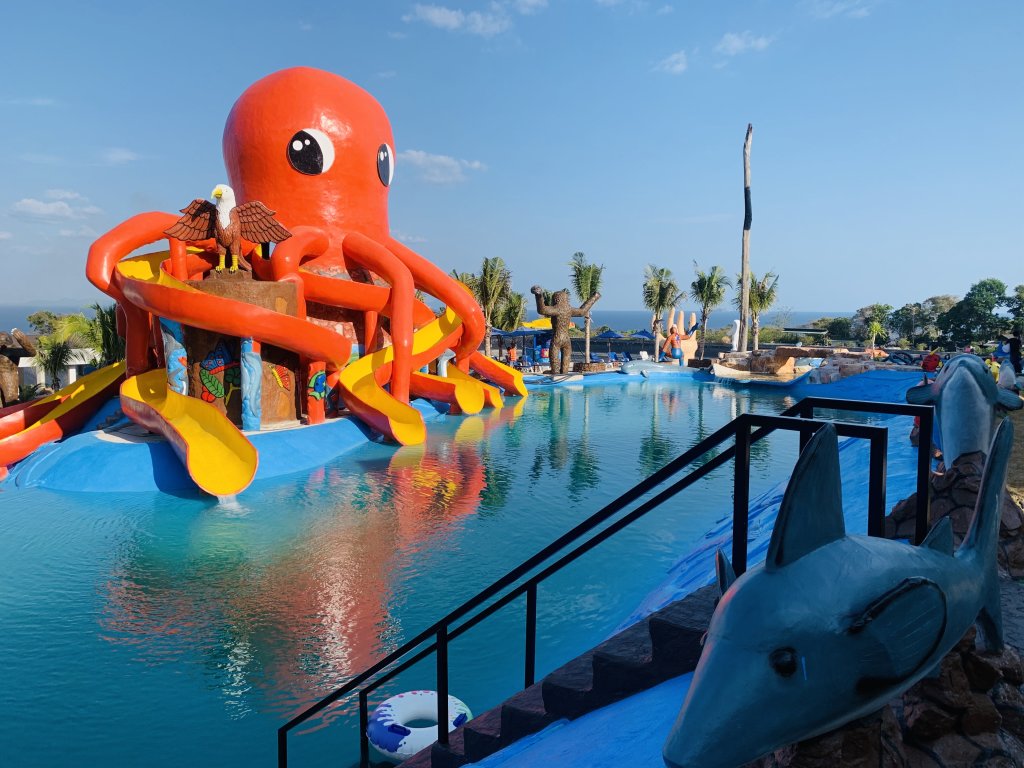 Пхи-Пхи-Дон: Phi Phi Mountain Beach Resort