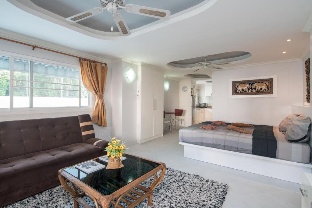 Кату: Phuket Palace Condominium by Ale