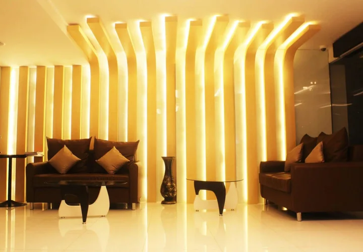 Лансака: Metro Hotel & Spa