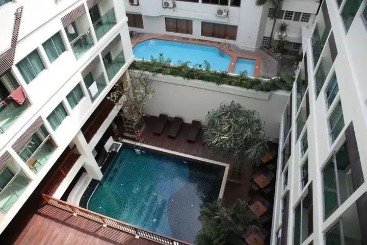Паттайя: Отель Sunshine Hotel & Residences