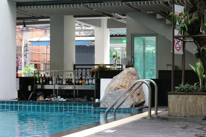 Паттайя: Отель Sunshine Hotel & Residences