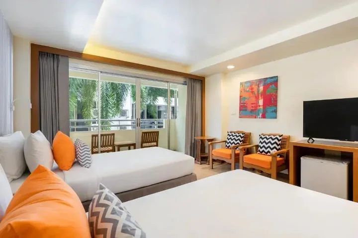 Паттайя: Отель Sunshine Hotel & Residences