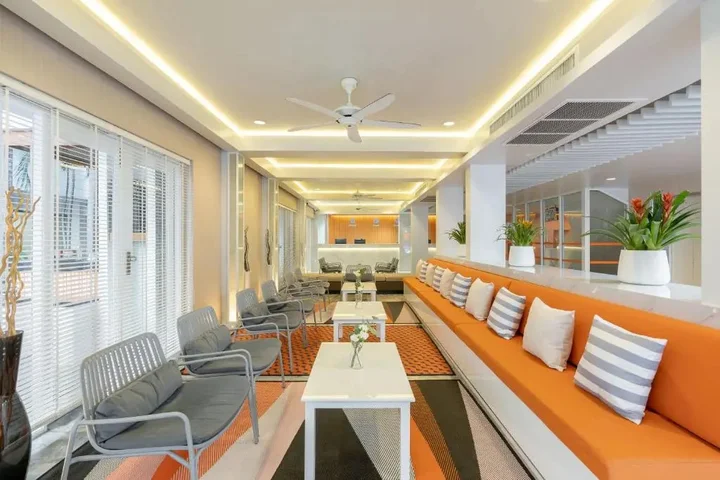 Паттайя: Отель Sunshine Hotel & Residences