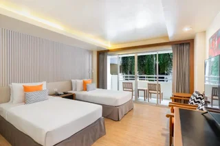 Паттайя: Отель Sunshine Hotel & Residences