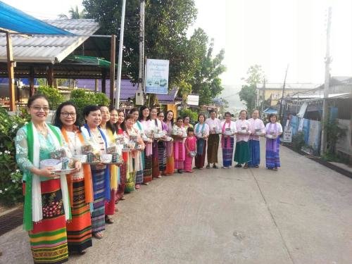 Пан Ван Ка: Baan Khun Mon Resort