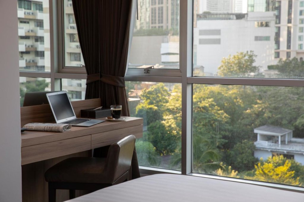 Бангкок: Adelphi Grande Sukhumvit
