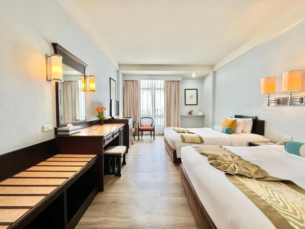 Пхукет: Phuket Merlin Hotel