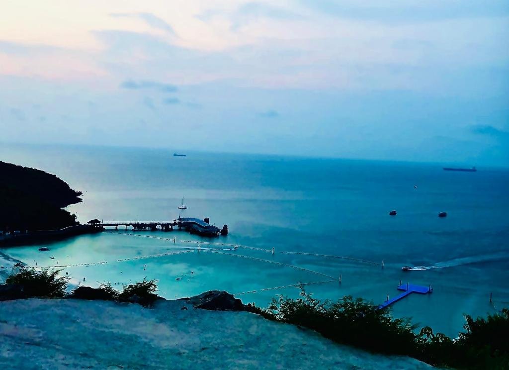 Ко-Лан: Koh Larn White House
