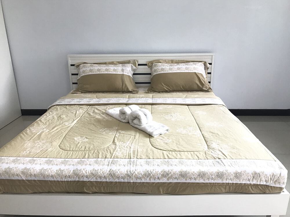 Кхлонг-Янг: RuenAiyara Apartment