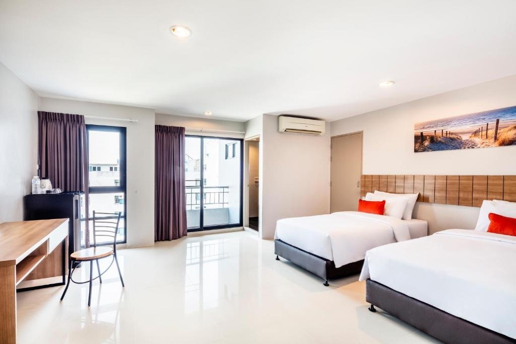 Нонтхабури: Aliz Hotel