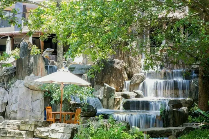 Нонг Нам Дэнг: khaoyai lumtakong hotel