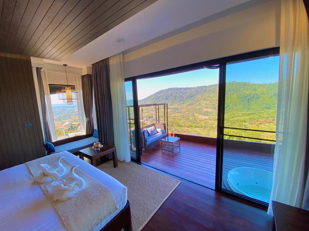 Кхао-Кхо: Grand Kokkod Khao Kho Resort