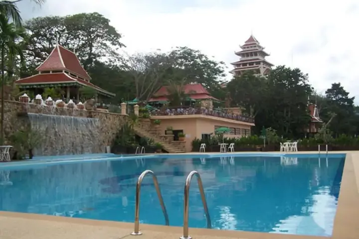 Бетонг: Grand Mandarin Betong Hotel (SHA Extra Plus)