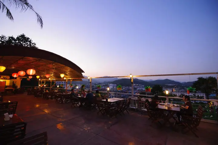 Бетонг: Grand Mandarin Betong Hotel (SHA Extra Plus)