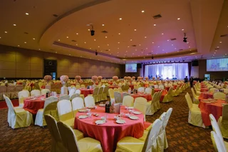 Бетонг: Grand Mandarin Betong Hotel (SHA Extra Plus)