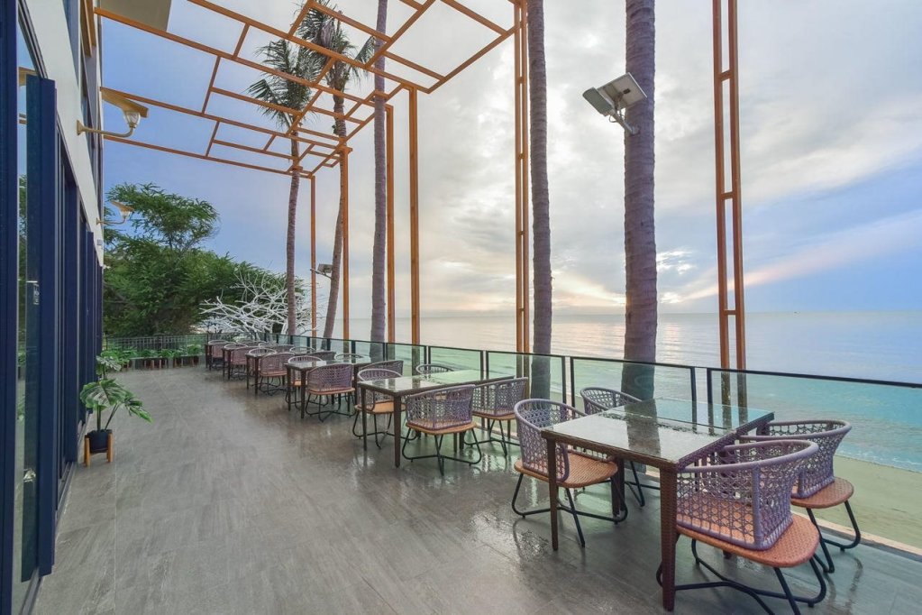 Чаам: Eco Cozy Beachfront Resort Chaam