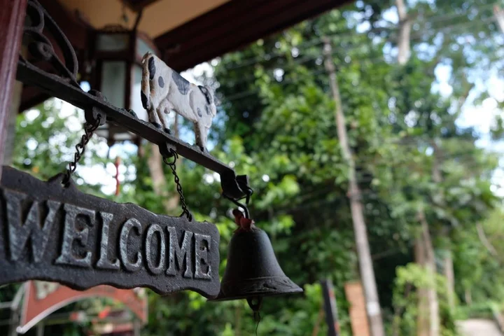 Бетонг: River Inn Resort