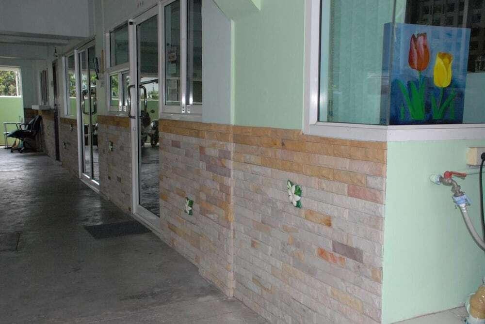 Нонтхабури: The Crystal Apartment