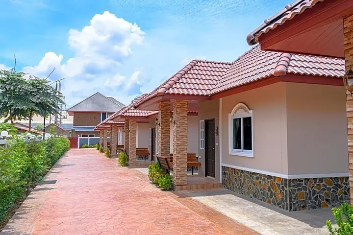 Пак-Чонг: Avarin Resort