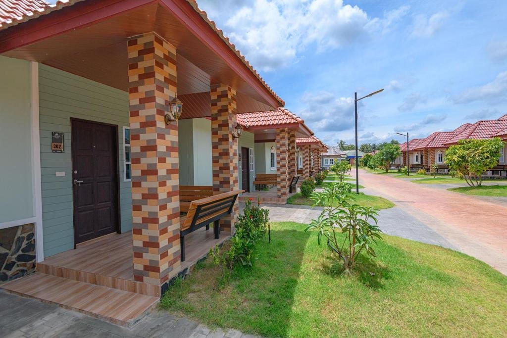 Пак-Чонг: Avarin Resort