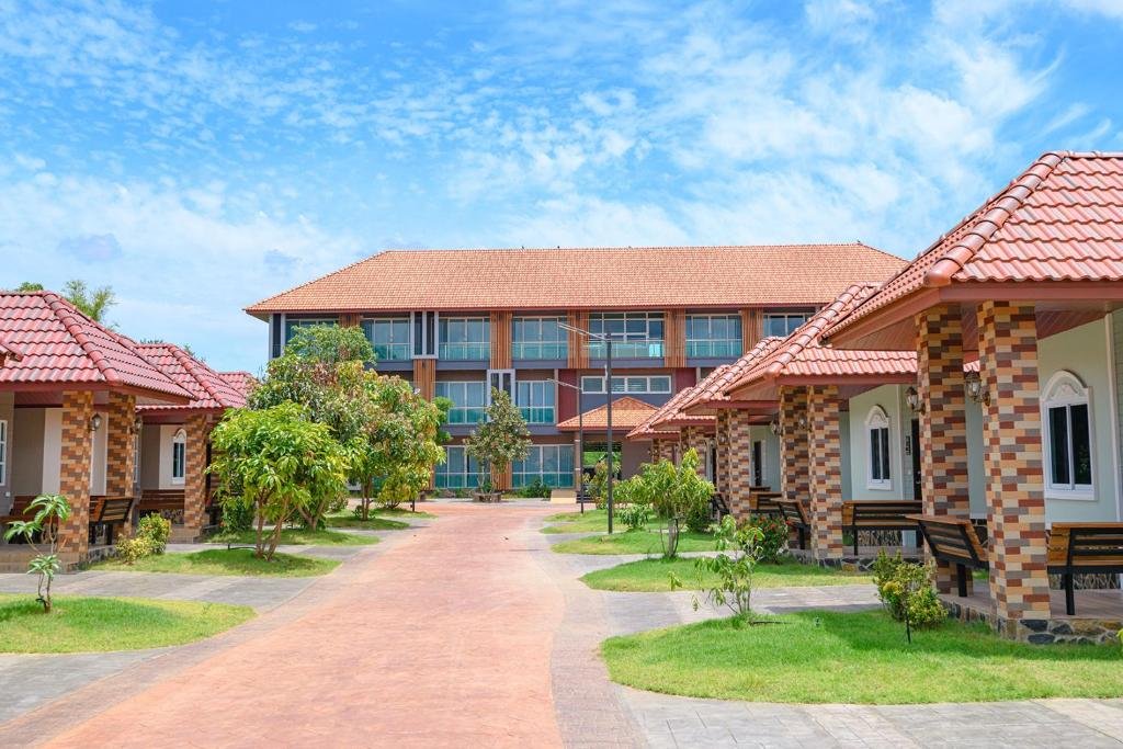 Пак-Чонг: Avarin Resort