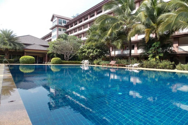 Сирача: Eastpana Hotel