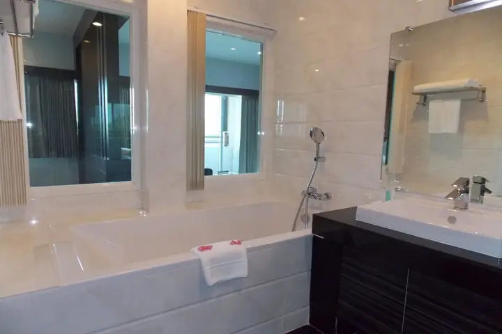 Сирача: Eastpana Hotel