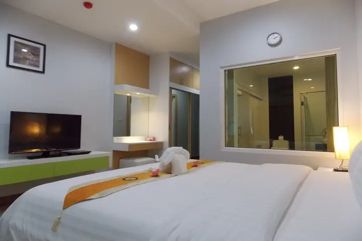 Сирача: Eastpana Hotel