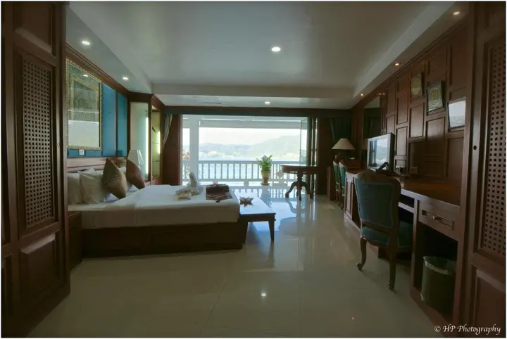 Кату: Villa REGTUK