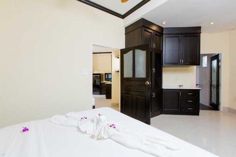 Кату: Serenity Hotel Phuket