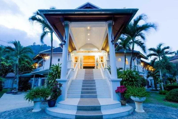 Кату: Serenity Hotel Phuket