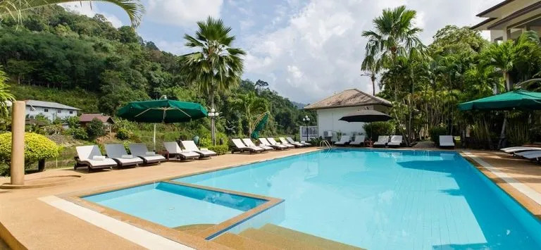 Кату: Serenity Hotel Phuket