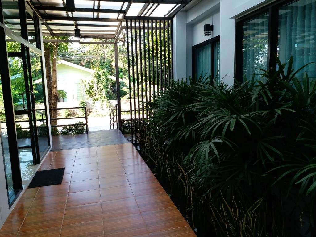 Пхитсанулок: Areena Hotel Phitsanulok