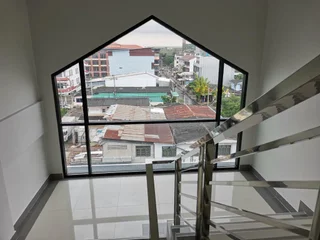 Кхлонг-Янг: Sky Korat