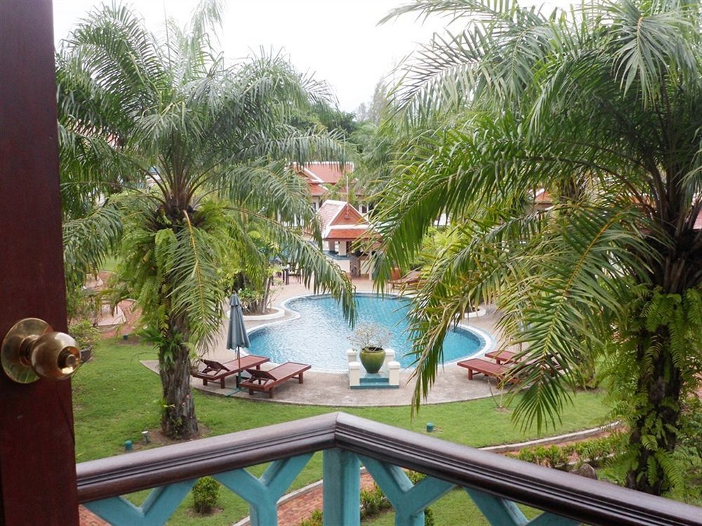 Кату: The Pe La Resort, Phuket