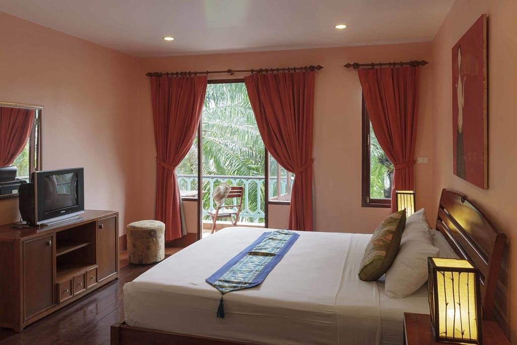 Кату: The Pe La Resort, Phuket