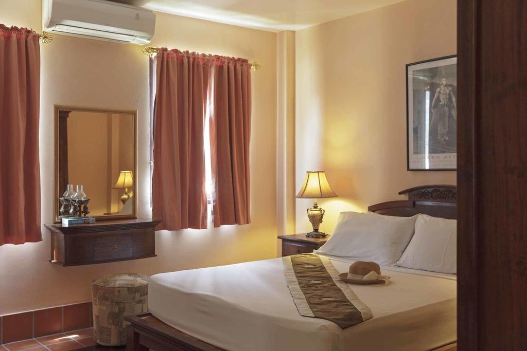 Кату: The Pe La Resort, Phuket
