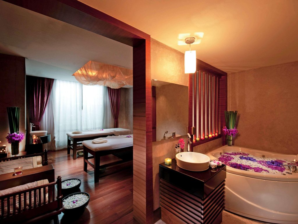Банг Пхли: Отель Hyatt Regency Bangkok Suvarnabhumi Airport