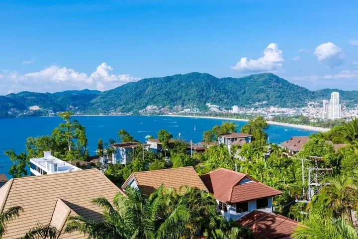 Кату: Patong Indigo cozy villa super sea view芭东五卧室无敌海景
