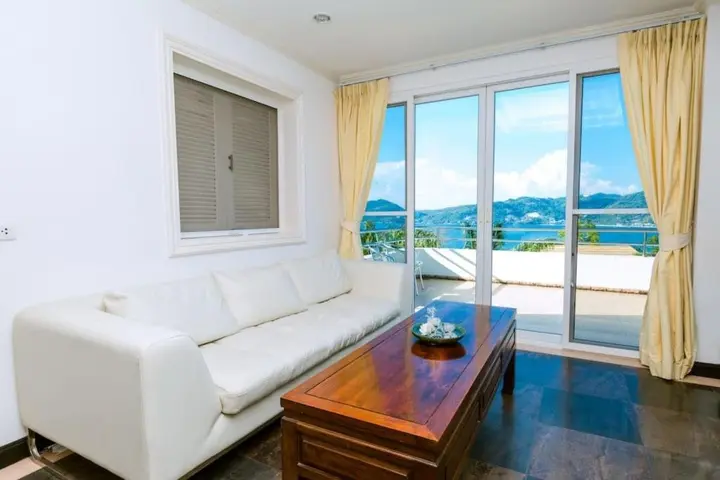 Кату: Patong Indigo cozy villa super sea view芭东五卧室无敌海景
